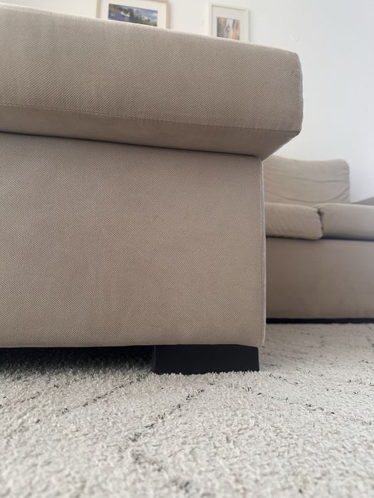 Sofá com Chaise Longue 3 lugares bege – 2,30m x 1,64m