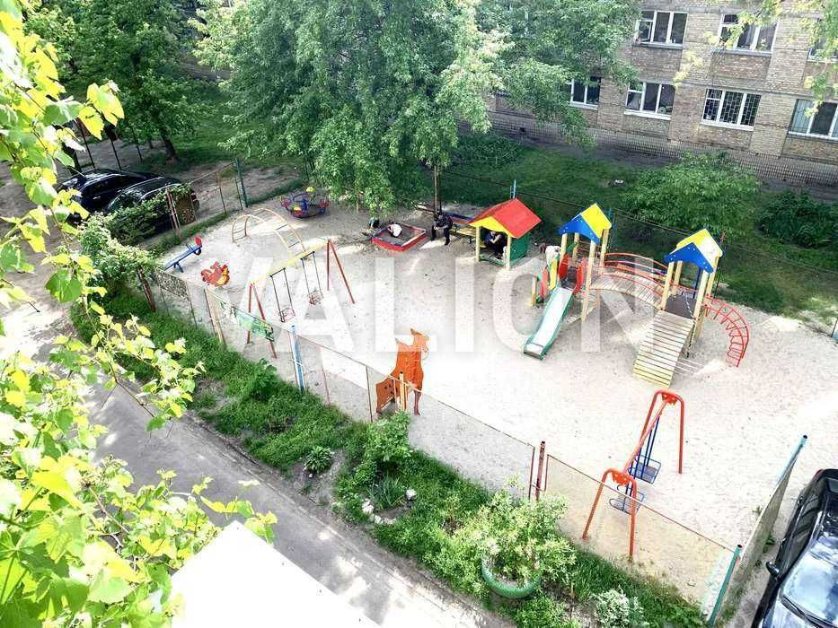 Продам 2к квартиру, вул. Празька 8, Чернігівська, Лівобережна, Дарниця