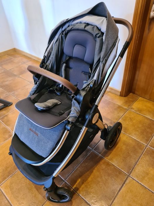 Carrinho bebé Maxi Cosi Adorra