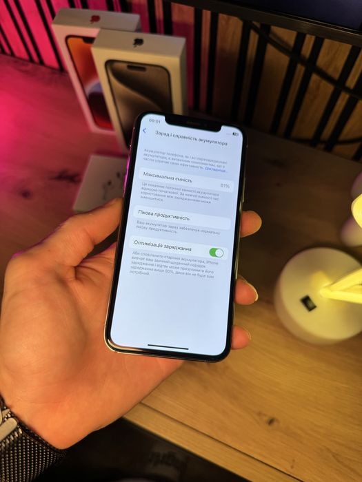 iPhone X 64 Gb + AirPods 4 у подарунок!