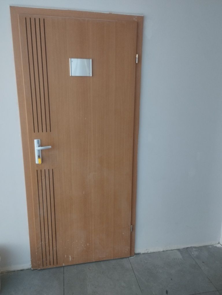 Skrzydła drzwiowe 80