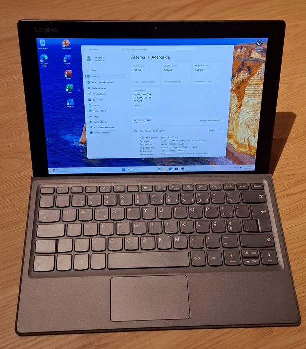 Lenovo Miix 520 – 2-em-1 | i5 | 8GB RAM | 256GB SSD | Touchscreen