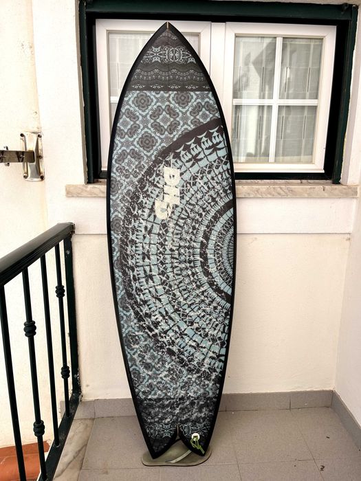 Prancha de surf DHD Mini Twin 5'4