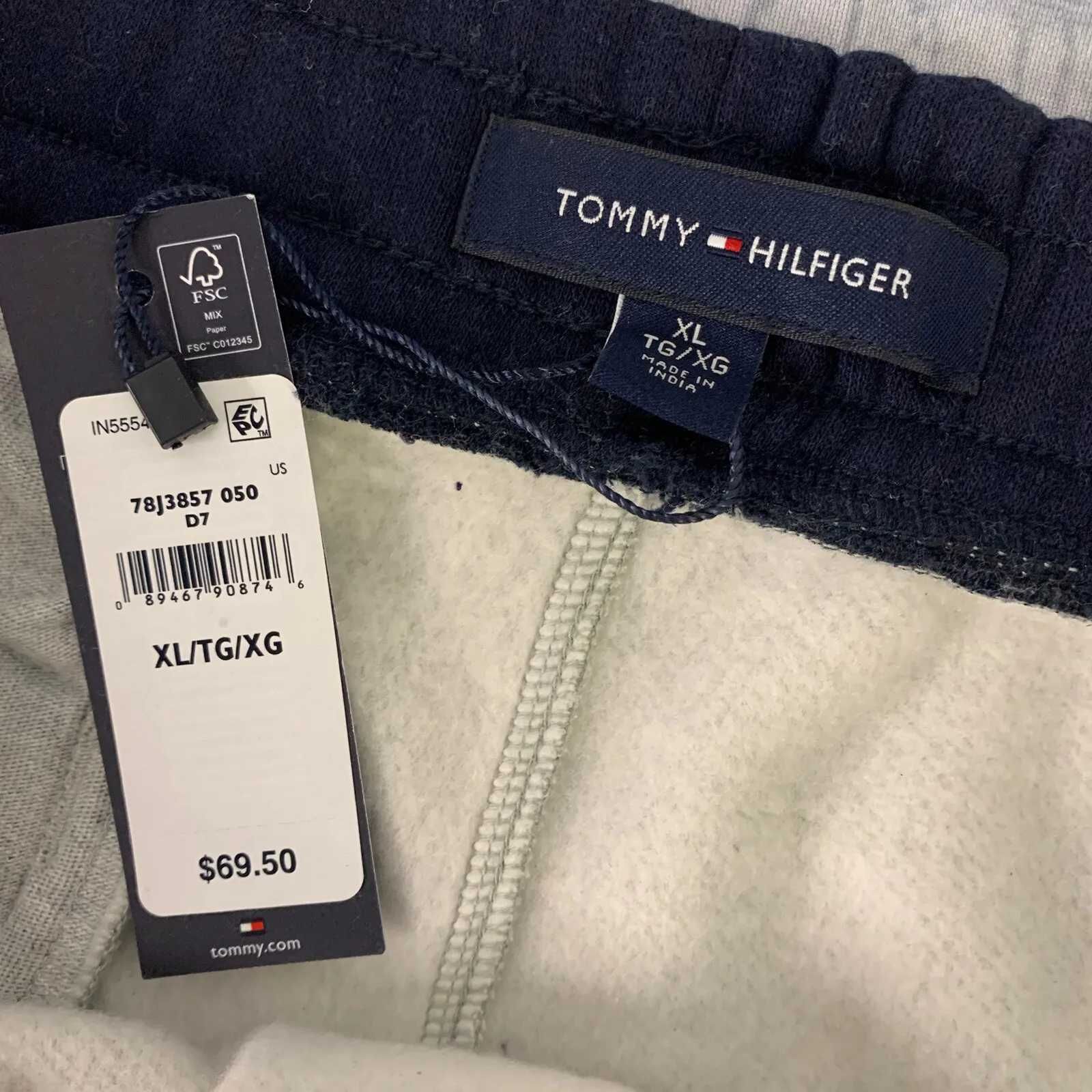 Шорти коттон Tommy Hilfiger. Є Розміри від S - L Два Кольори. Оригінал