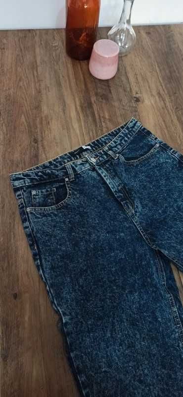 Spodnie jeans mom fit, Sinsay, rozmiar 40, marmur