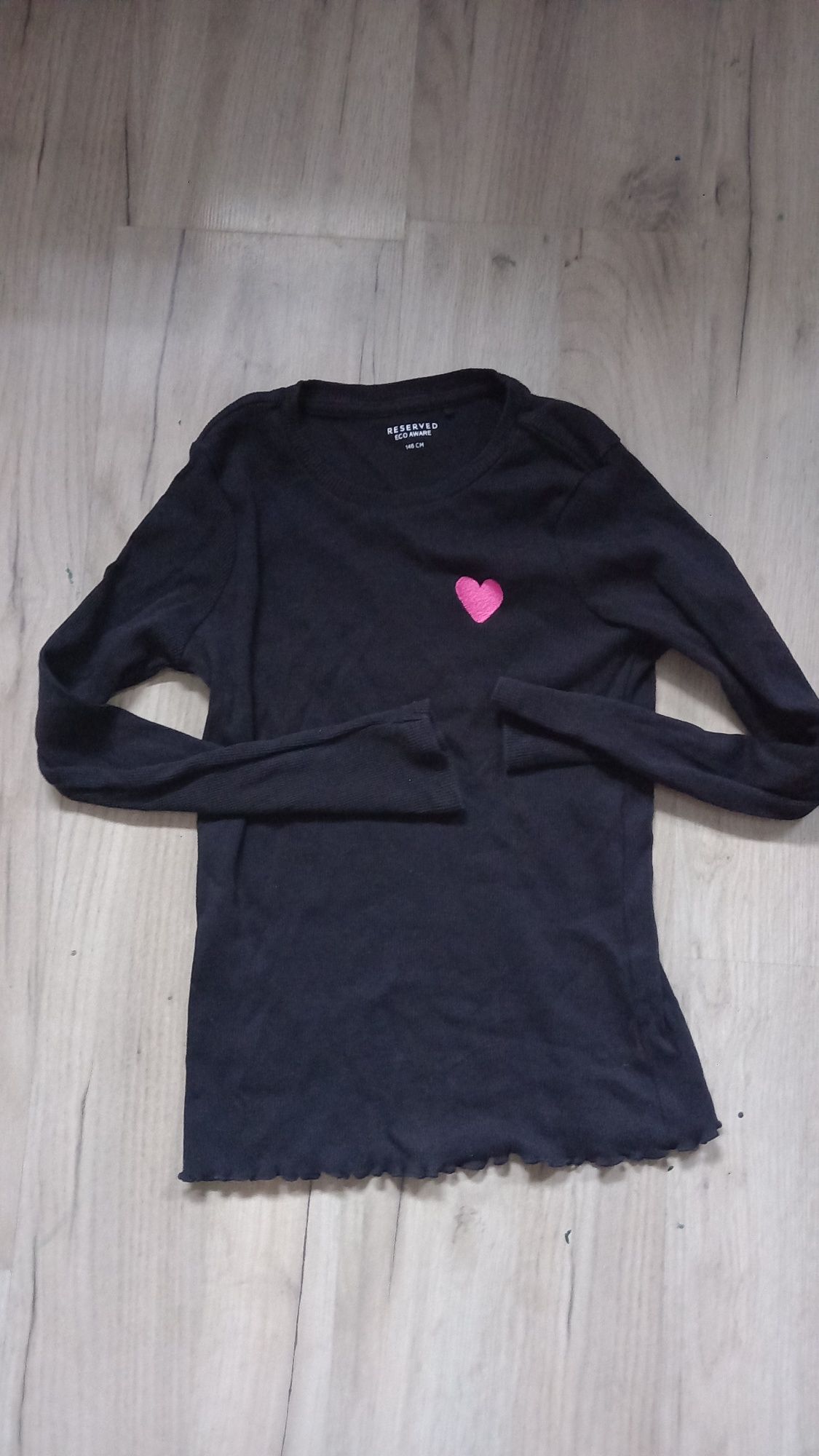 Dwie bluzki z dlugim.rekawem 140 dla dziewczynki czarne long sleeve