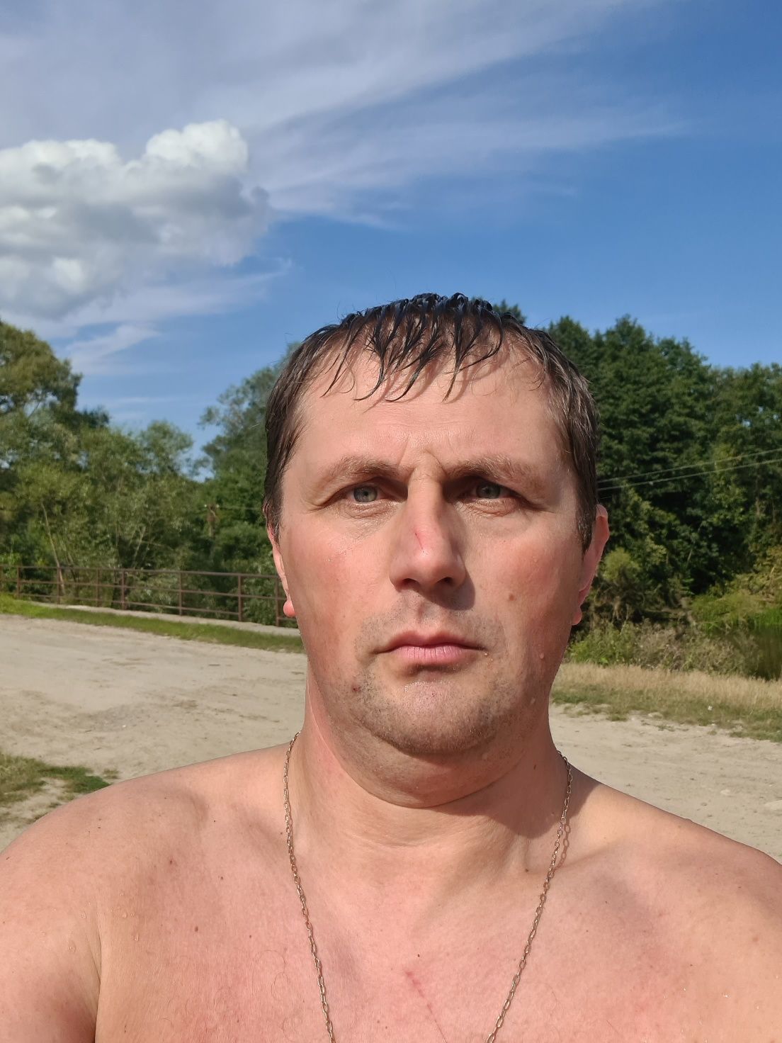 Абсолютно всю фізичну роботу ВИконають вантажники!
