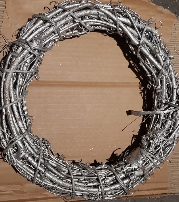 Wianki wiklinowe posrebrzane