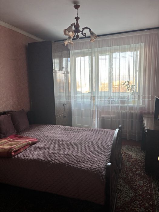 Продаж 4х кімнатної квартири з гарним видом