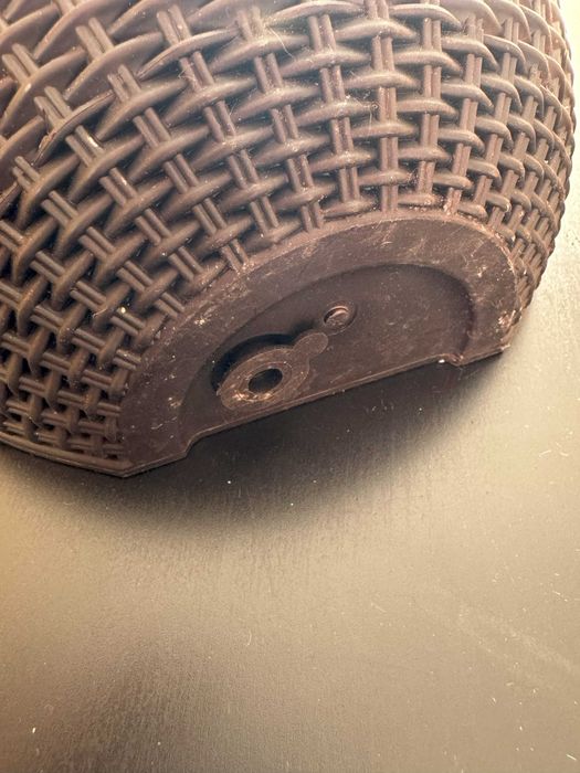 Doniczki rattanowe, czarne, balkonowe, półokrągłe, wiszące, stojące