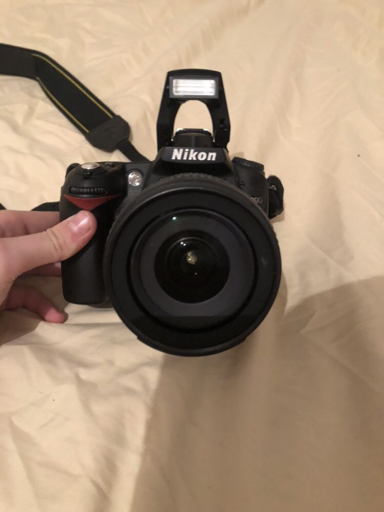 Камера Nikon 18-105mm VR Kit