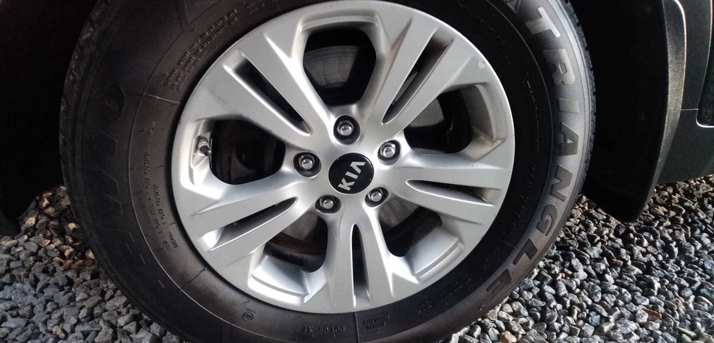 Koła 16"KIA Sortage 4 orginał od nowosći stan jak nowy!