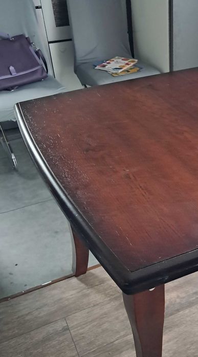 Stol drewno kolor orzech 160x100cm  do 250cm ladnie toczenia