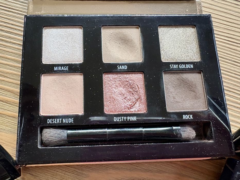 Paletki cieni Lancome i Douglas