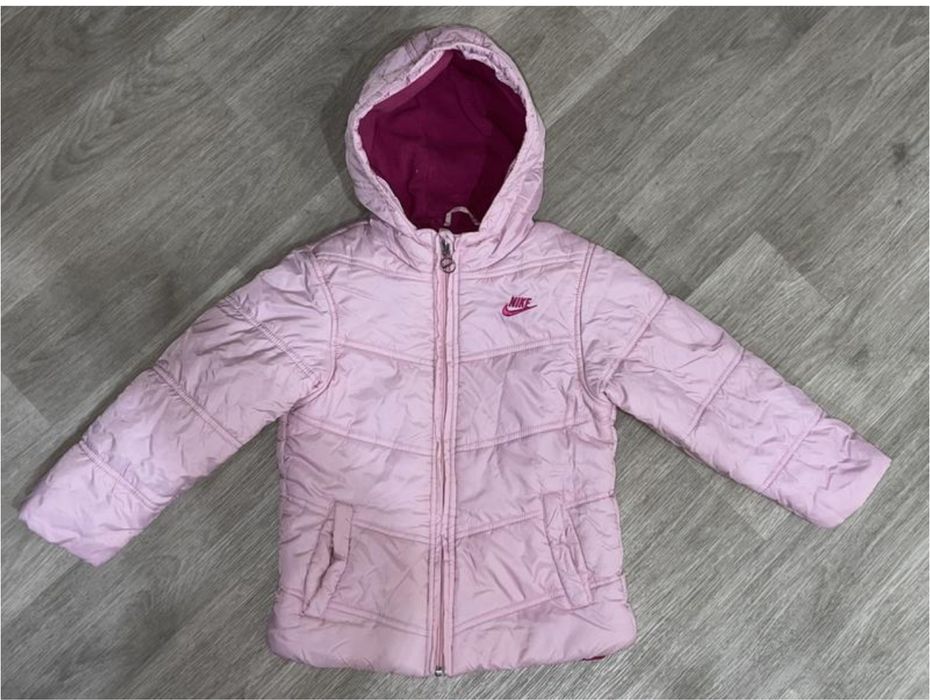 Зимова куртка nike