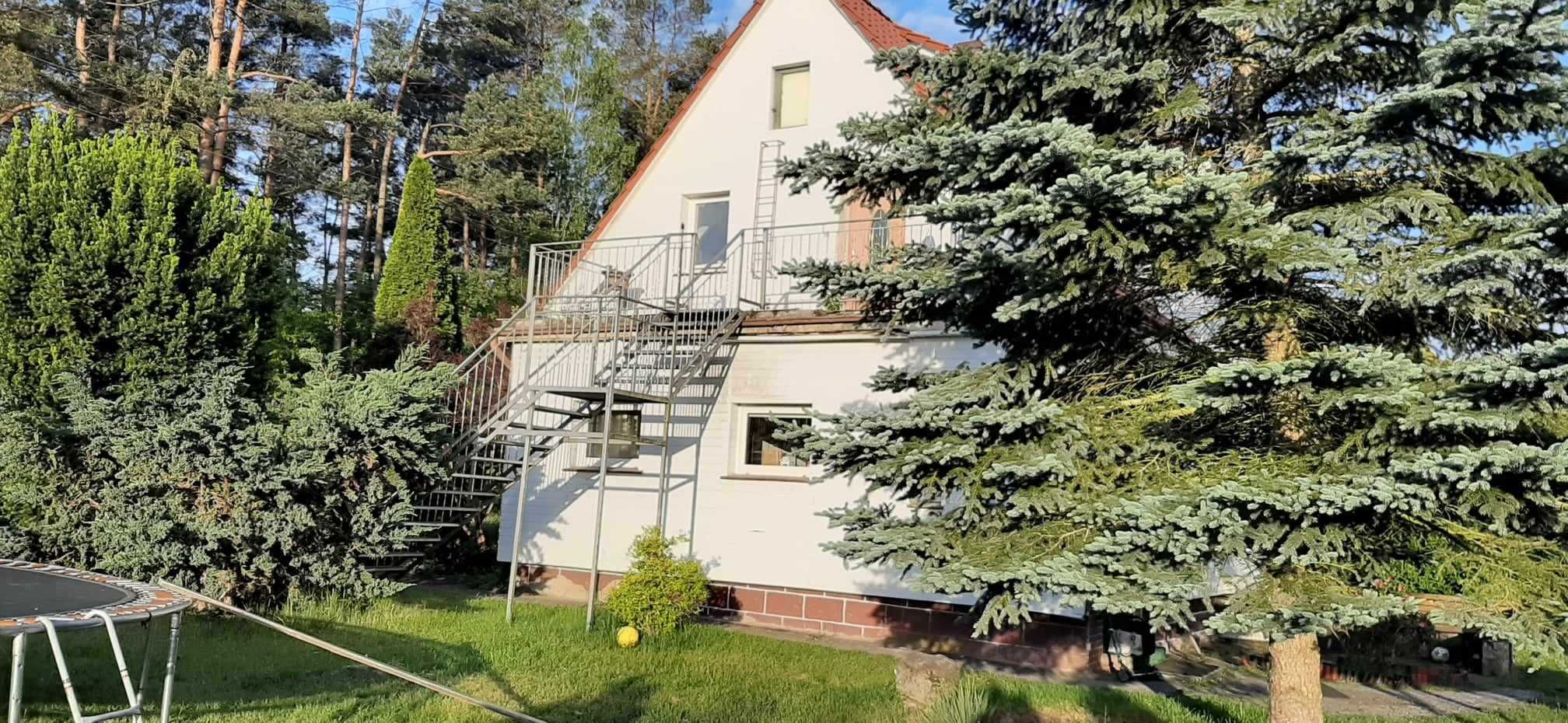 Sprzedam dom 150m2 dla jednej lub dwóch rodzin; działka 1600m2