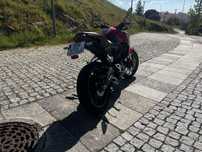 Honda CB125R Vermelha