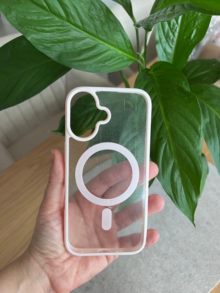 Etui iphone 16 czarne różowe transparentne
