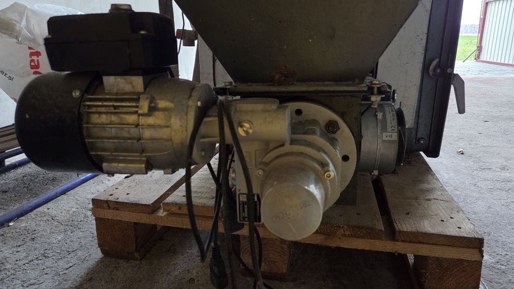 Piec kocioł 30kw ekogroszek, nowa przekładnia, silnik, ster, dmuchawa