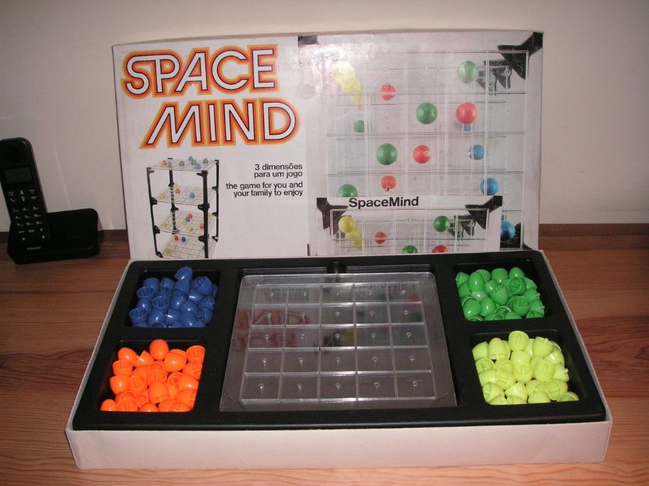 Jogo Tabuleiro Space Mind ( Antigo )