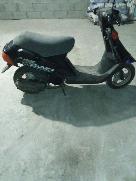 Продам скутер ямаха чамп