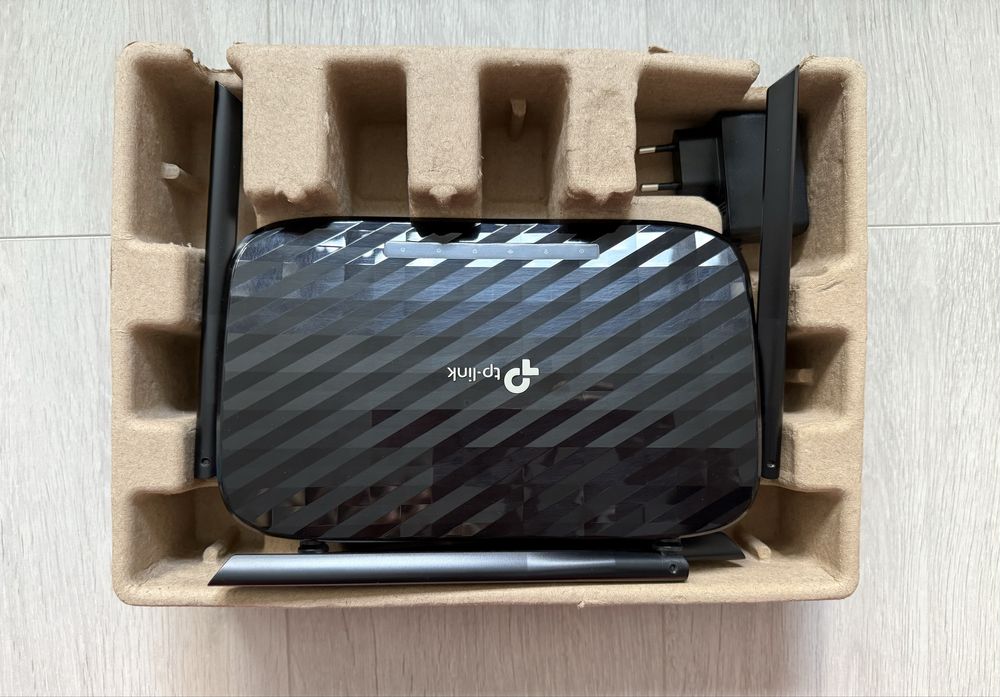 Tp link AC1200 Wi-Fi Router Full Gigabit / Dual Band Acher C6