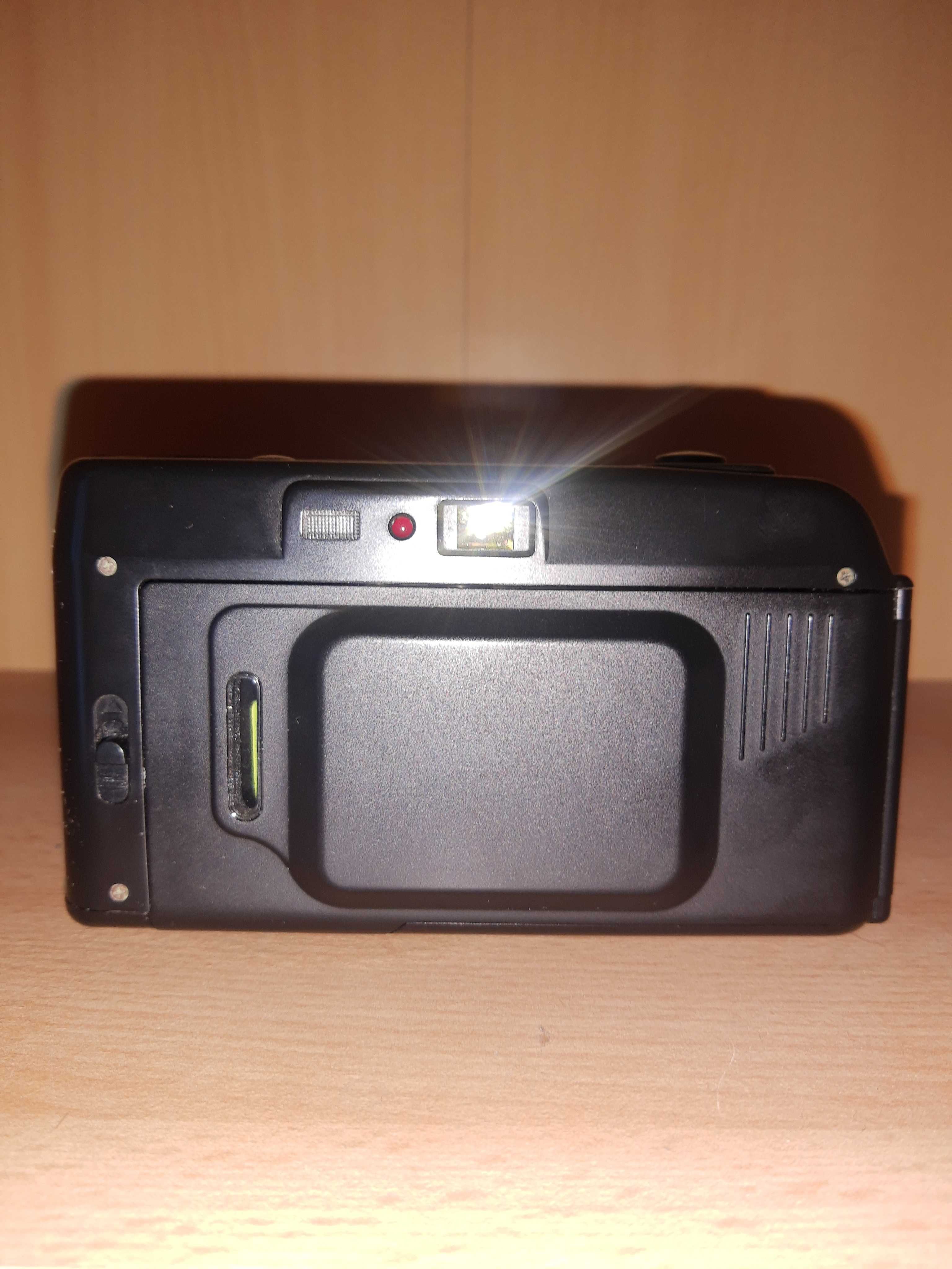 Aparat fotograficzny EXAKTA DX 750 Auto Flash