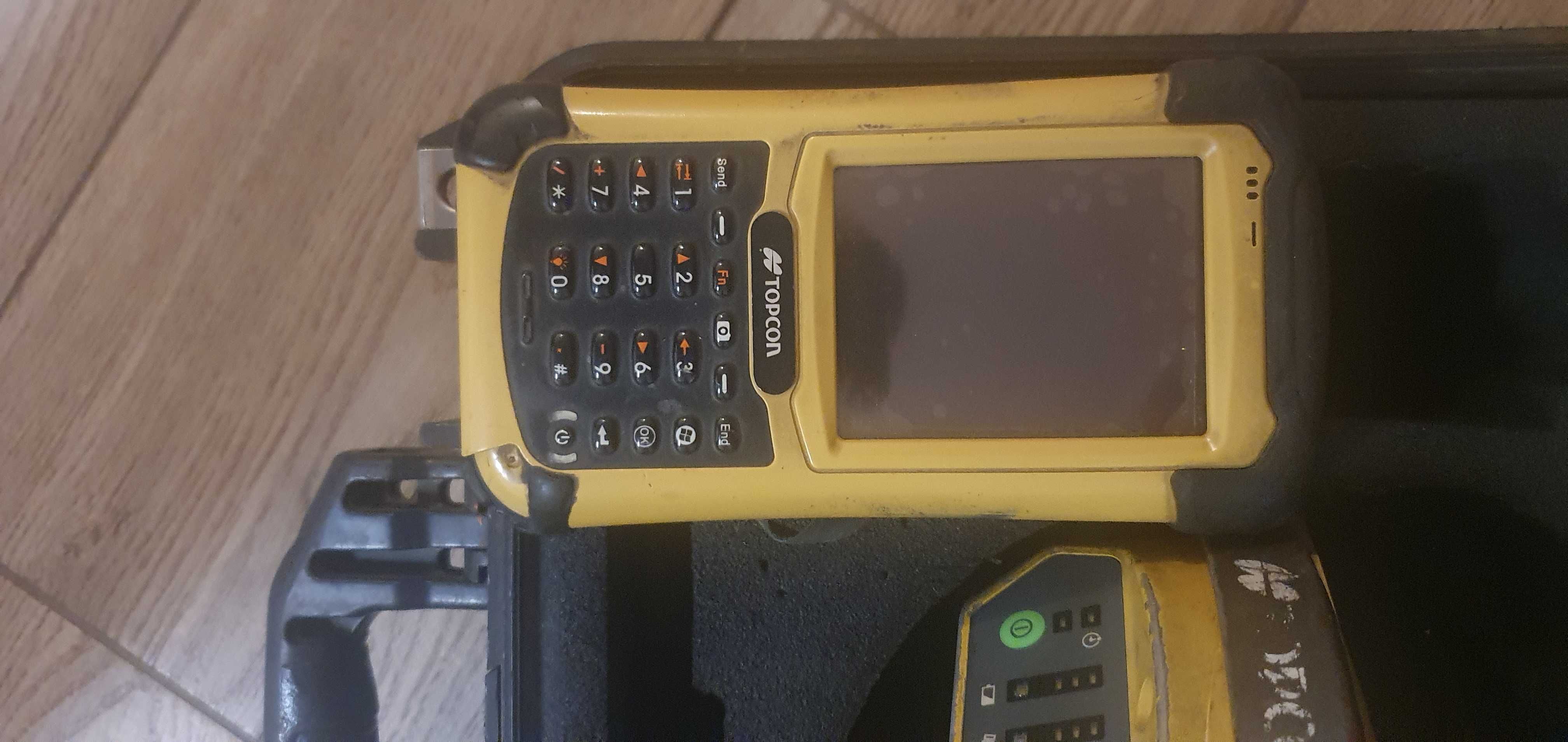 Tachimetr na serwomotorach topcon gpt-9003M oraz gps topcon hiper II