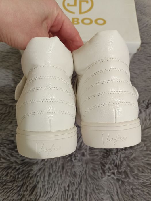 Білі жіночі черевики (хай-топи) Lu Boo, нові, р. 40, без утеплювача