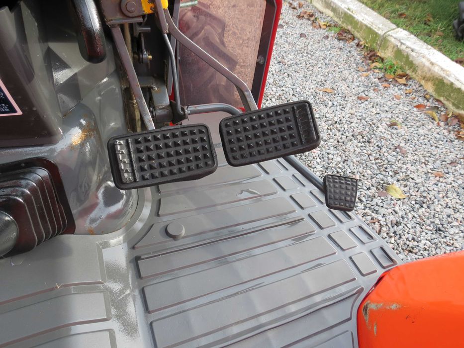 Трактор японський yanmar kubota