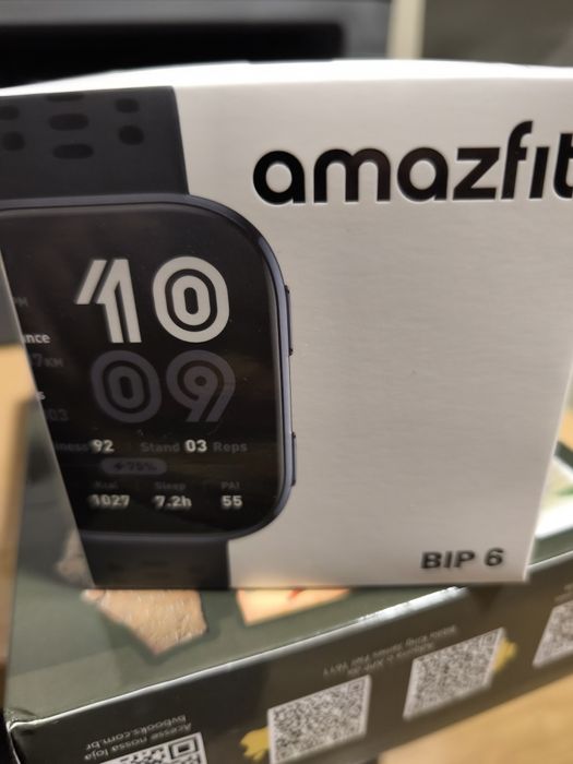 Smartwatch AMAZFIT Bip 6 novo