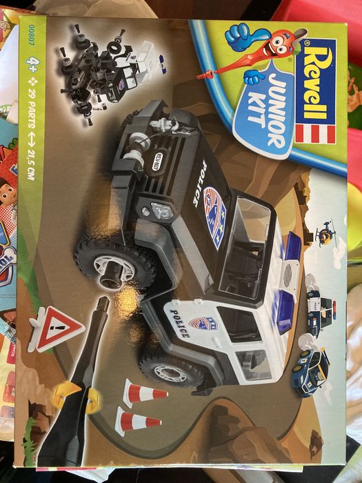 Kit jeep para montar da Revel  junior por abrir