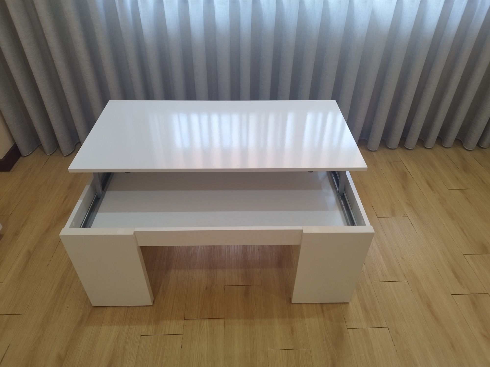 Mesa de centro branca
