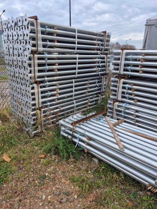 Стійки, стойки для опалубки