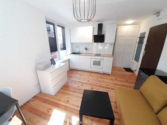 Tomasza 5, Brynów, funkcjonalne studio