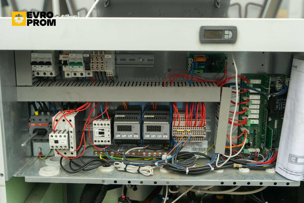 Чіллер / Чиллер RHOSS TCAEY133 33.8 кВт.  Охолоджувач рідини.