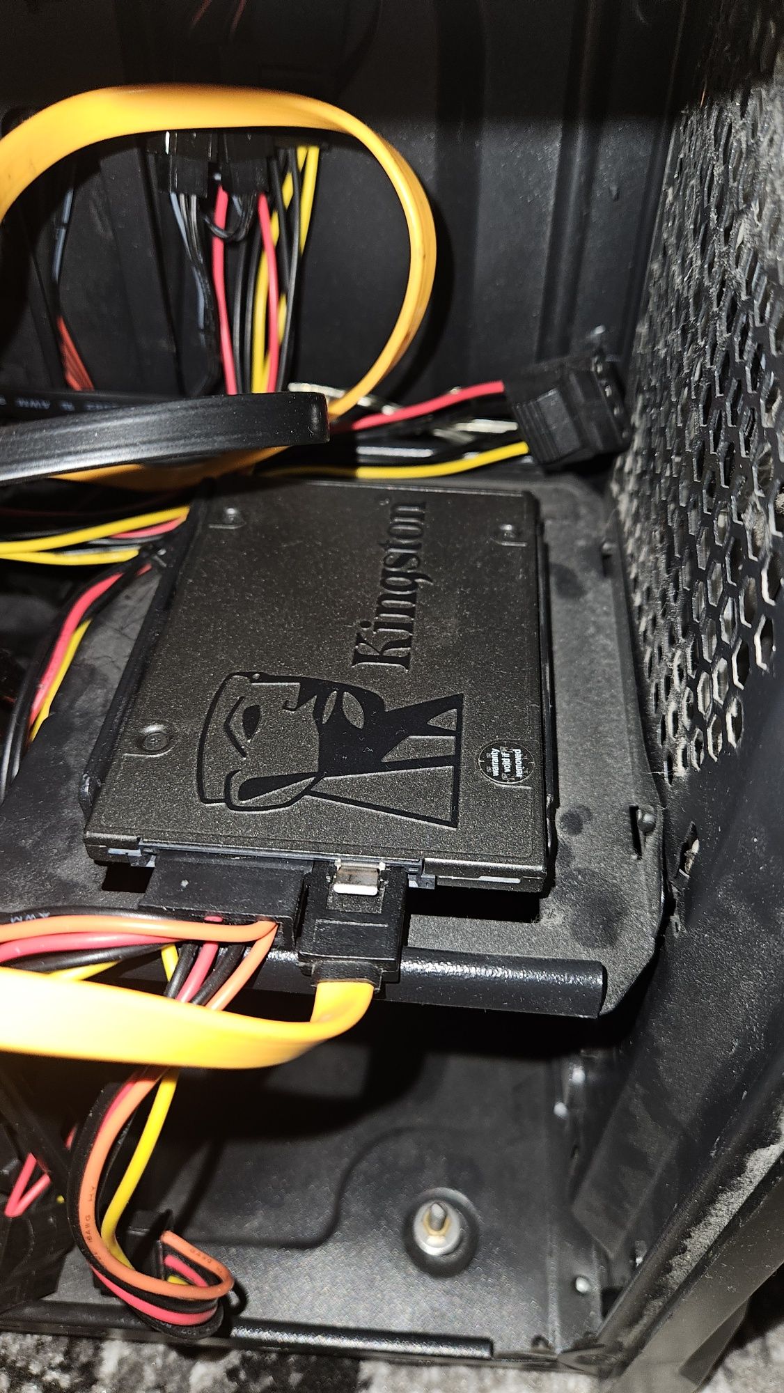 Komputera stacjonarny I3 rx570