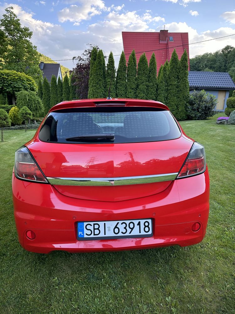 Opel Astra H GTC OPC line