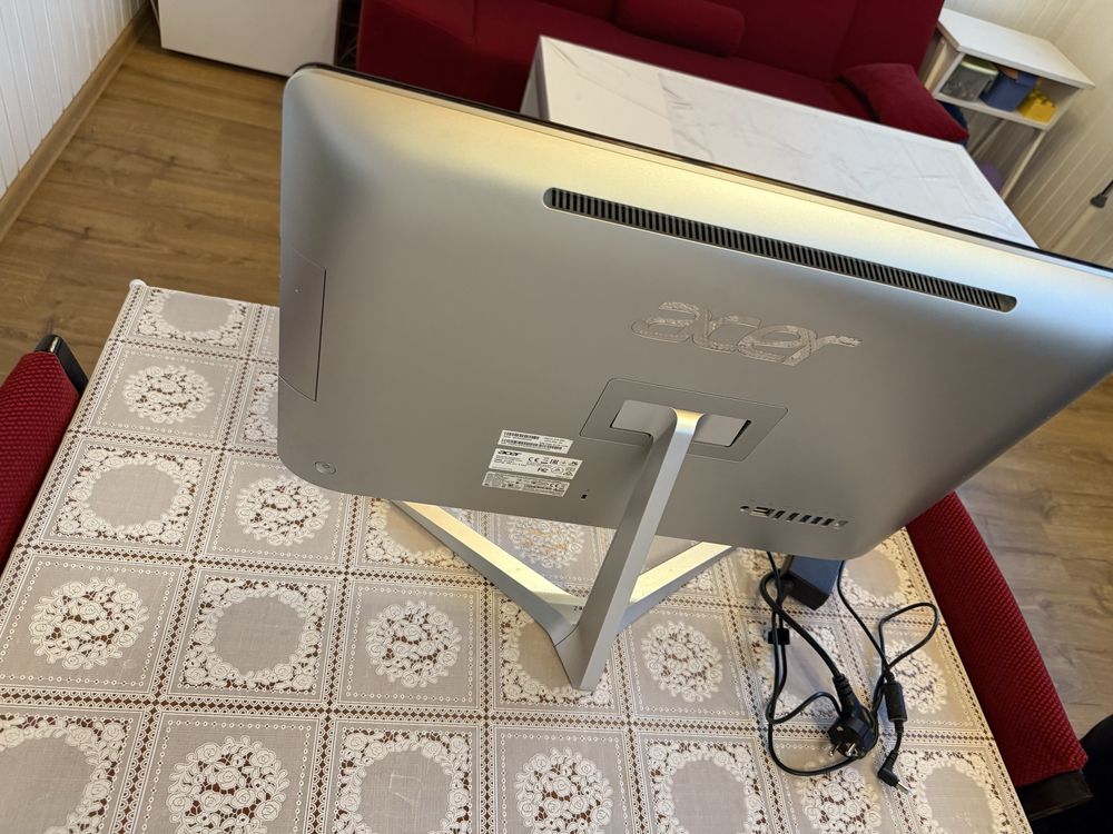 Komouter all in one acer