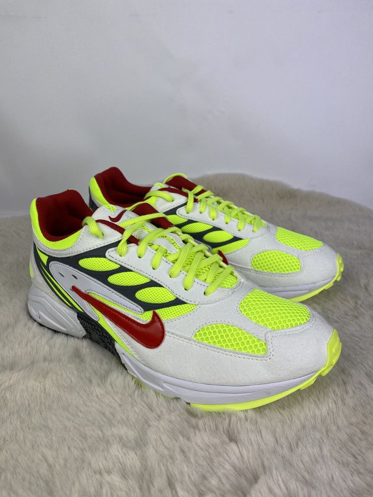 Sportowe buty Nike Air Ghost Racer, 42.5 rozmiar