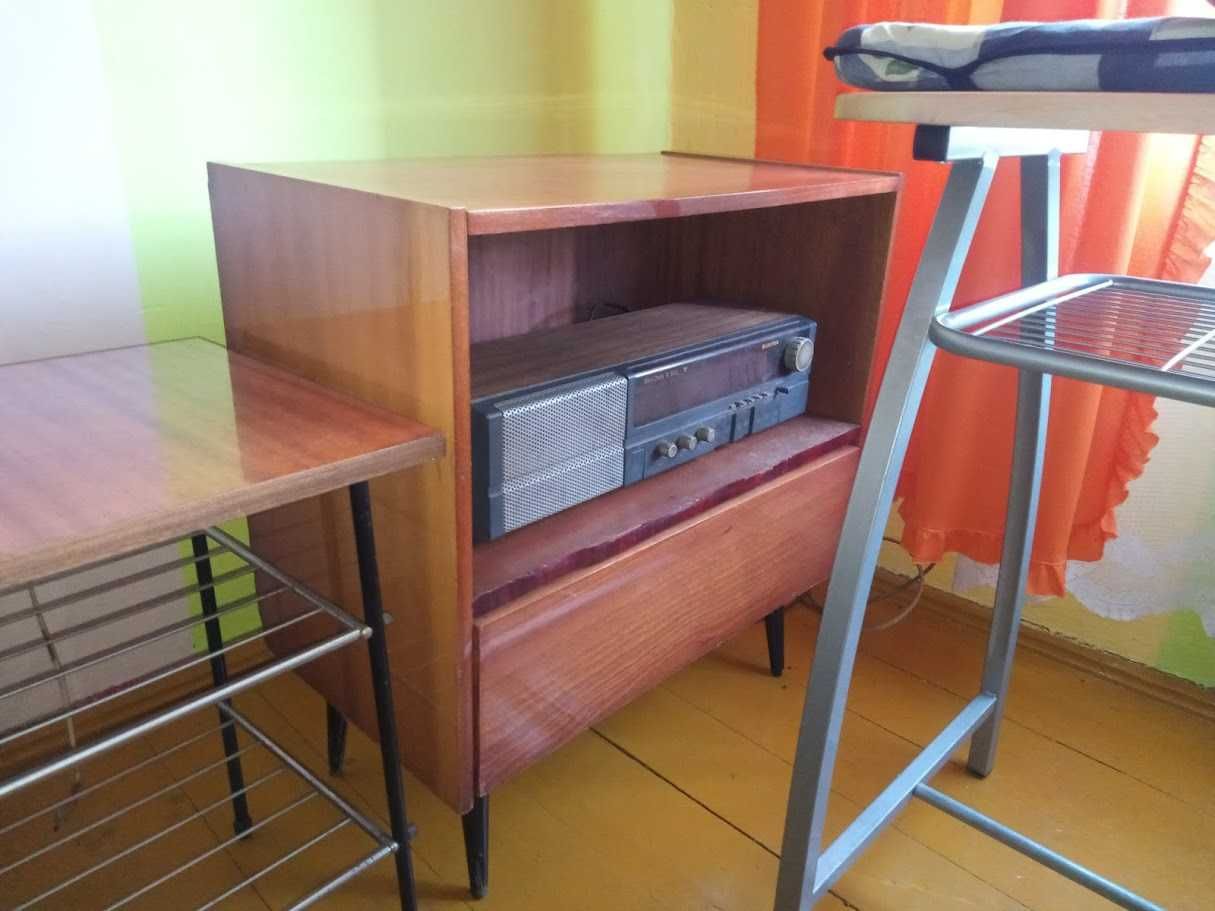 Stolik po telewizor