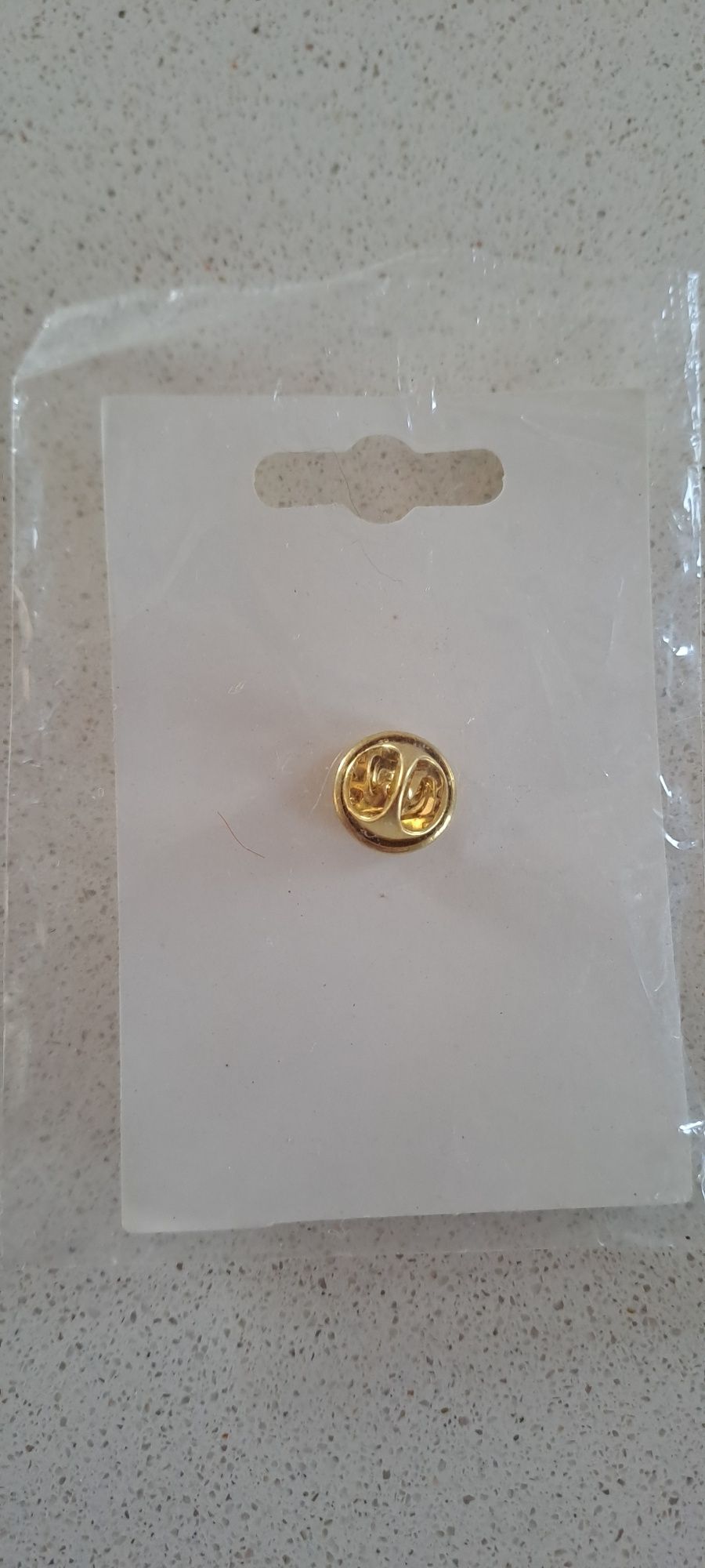 Pin novo ainda na embalagem