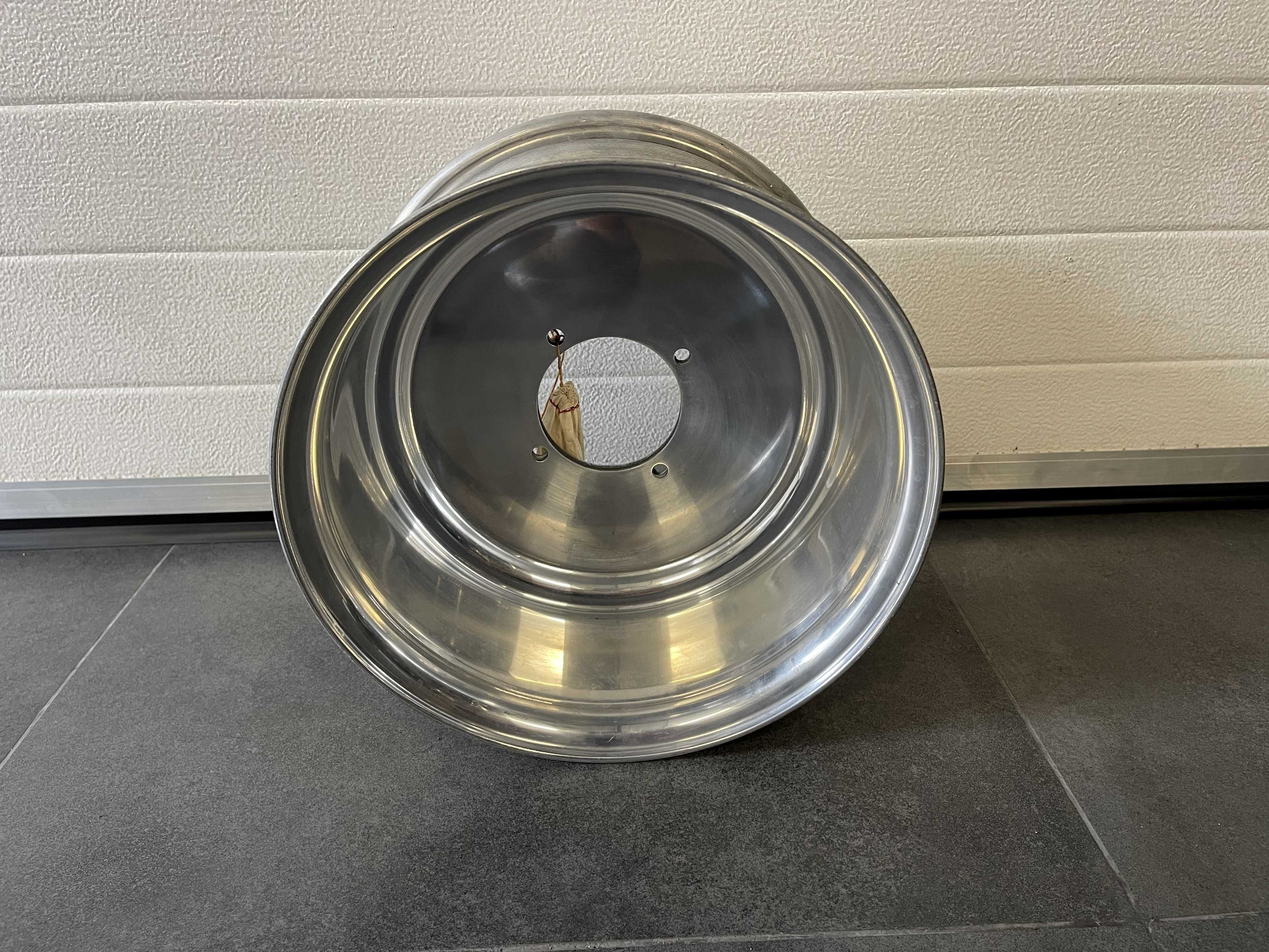 Felga Quad 12 x 7 / 4 x 110 Yamaha Honda Can-Am Polaris Kawasaki