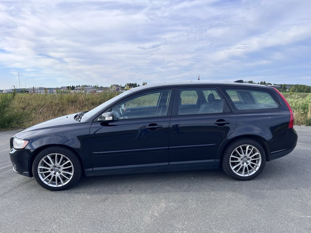 Volvo v50 2.0d 136 km