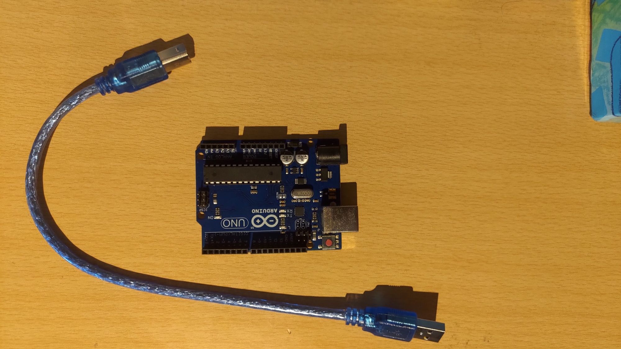 Arduino UNO com cabo
