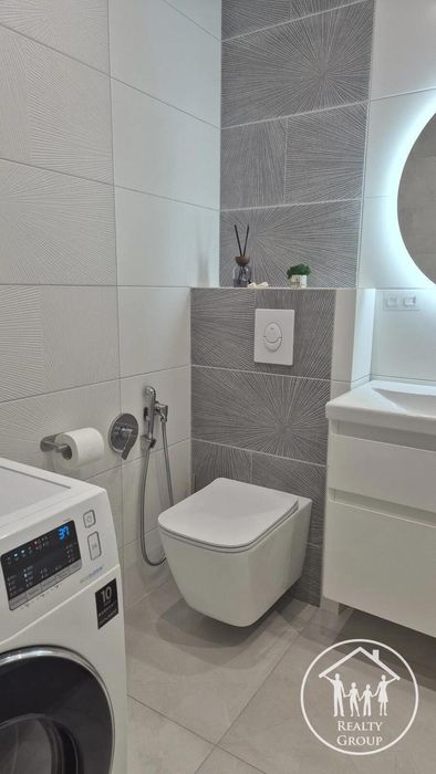 Продам 2к квартиру в новобудові!Обжитий ЖК! Надійний Avalon Зелена!