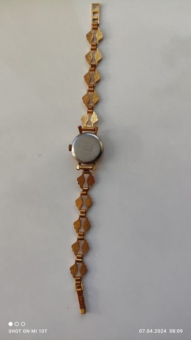 Часы Slava (СССР) позолоченные в идеальном состоянии