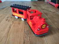 LEGO Duplo pociąg parowy z zestawu 10874 i wagon