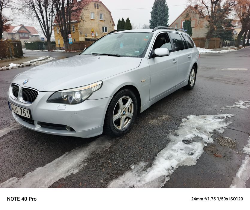BMW 5 rok 2006 Benzyna