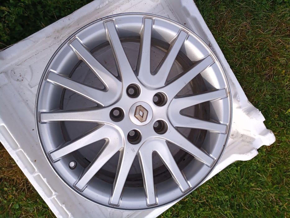Renault laguna III felga aluminiowa R 17